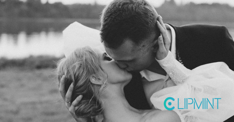 Mark Hamill's 47-Year Marriage Secrets Revealed image